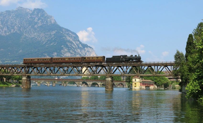 Lario Express, Vintage Electric & Steam Trains to Lake Como